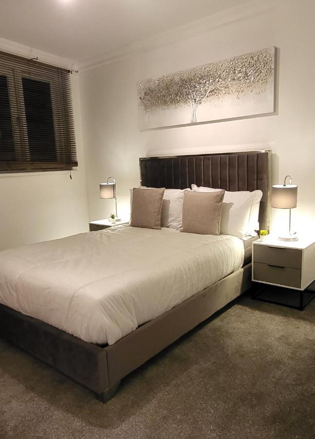 Stunning 2 Bedroom Apartment In Canary Wharf - Morland Apartments Londyn Zewnętrze zdjęcie